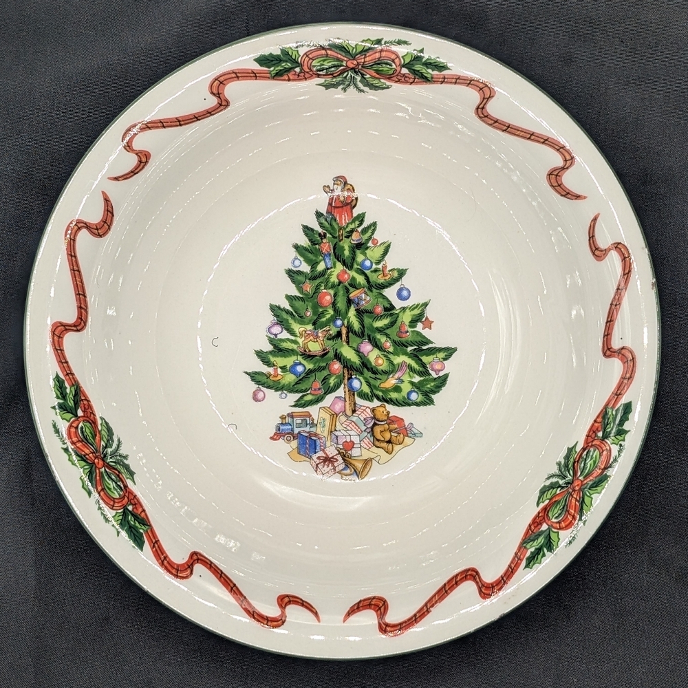 Vintage Tabletops Unlimited Christmas Tree Serving Bowl Holly Ribbons Design